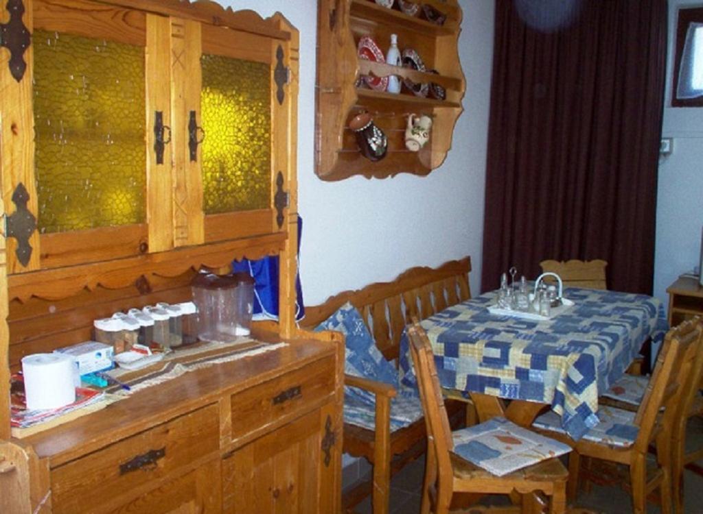 Sarkadi Apartman ハイデゥソボスロー エクステリア 写真