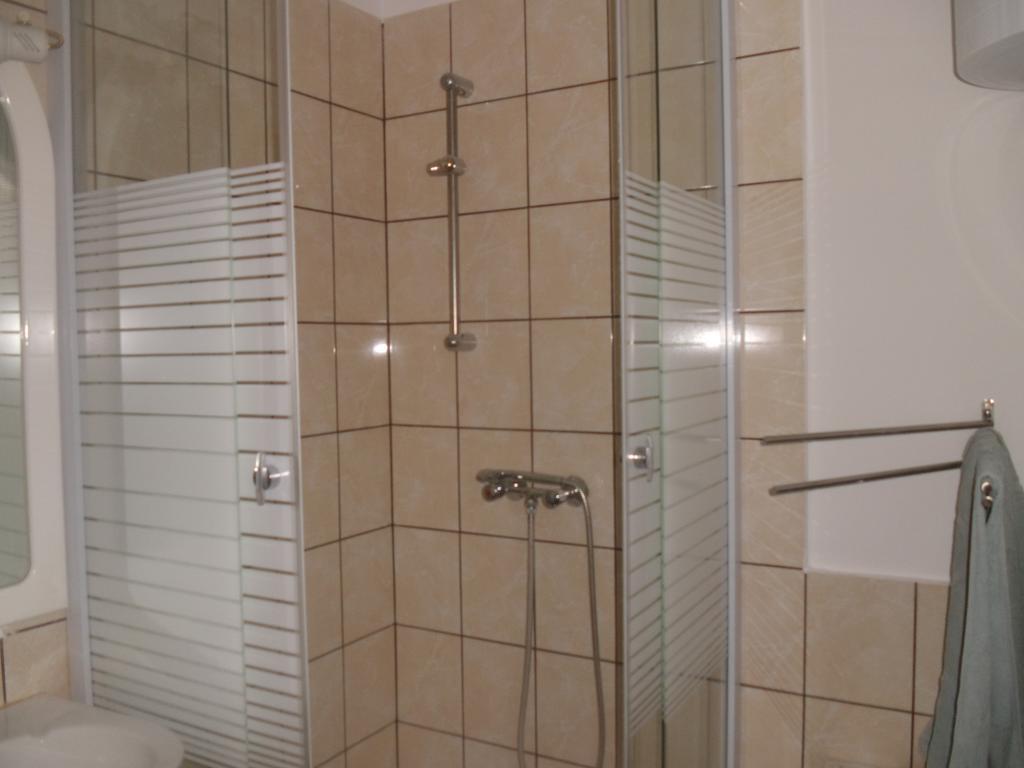 Sarkadi Apartman ハイデゥソボスロー エクステリア 写真