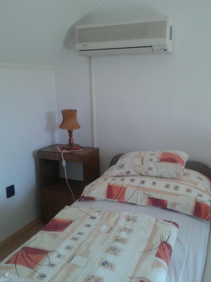 Sarkadi Apartman ハイデゥソボスロー エクステリア 写真